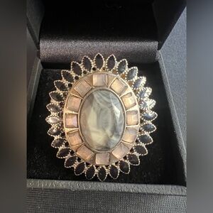 💍🖤 SILVER OPALESCENT SUNBURST RING COSTUME JEWELRY🖤💍